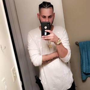 Meet your Posher, Nicholas